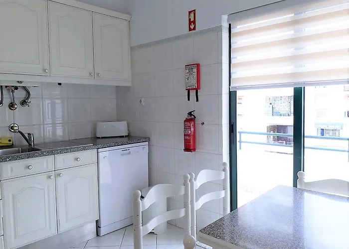 Satelite Ac&garagem Διαμέρισμα *