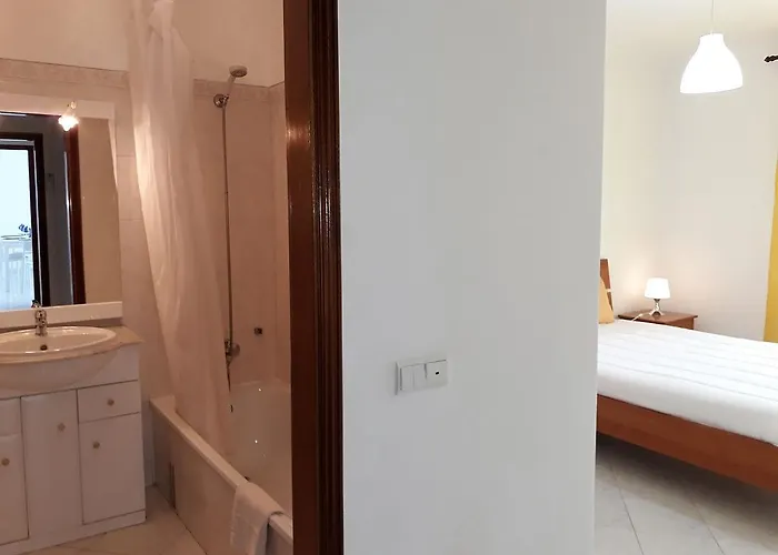 Satelite Ac&garagem * 奎特里拉