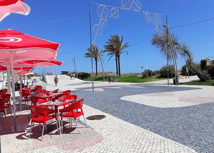 Satelite Ac&garagem * 奎特里拉